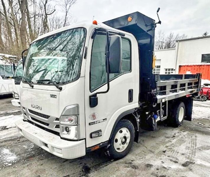 2024 ISUZU NPR HD DUMP