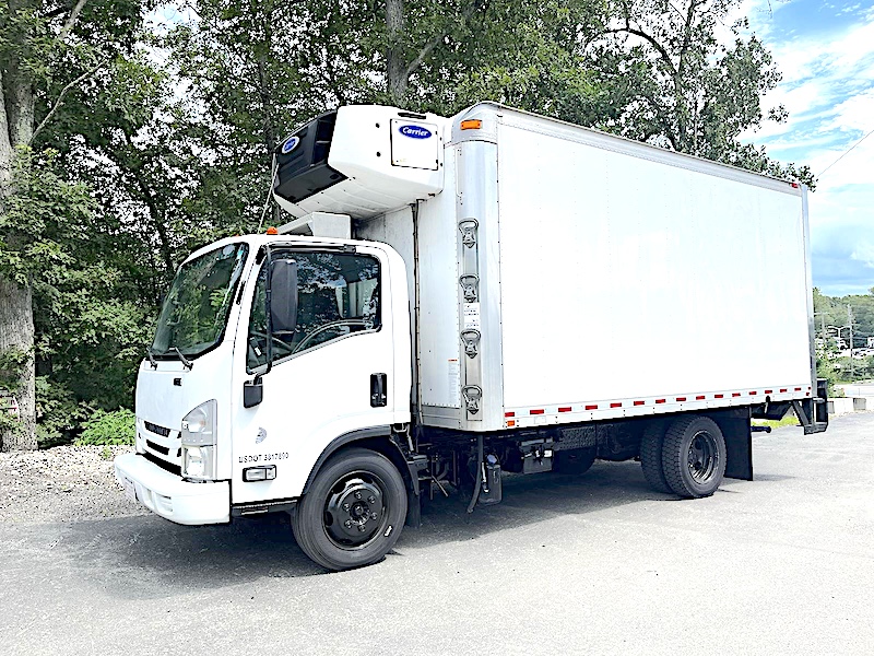 2017 ISUZU NPR XD REEFER BOX TRUCK