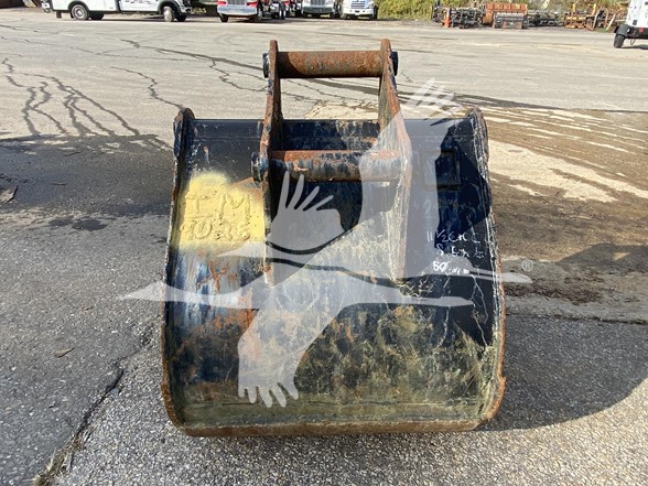 GEITH-24-DIGGING-BUCKET-IM4028-3 GEITH-24-DIGGING-BUCKET-IM4028-3