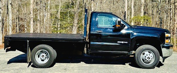 2019 CHEVY K3500 9’ FLATBED DRW 4X4