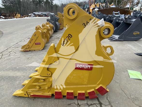 Severe Duty TERAN 36″ DIGGING BKT IM4374