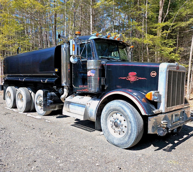 2004 PETERBILT WATER TRUCK