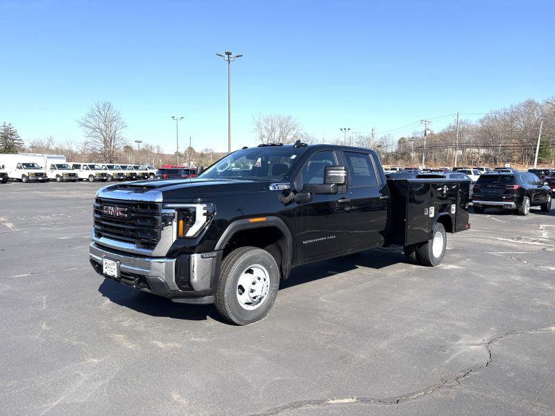 2025 GMC SIERRA 3500 CREW CAB