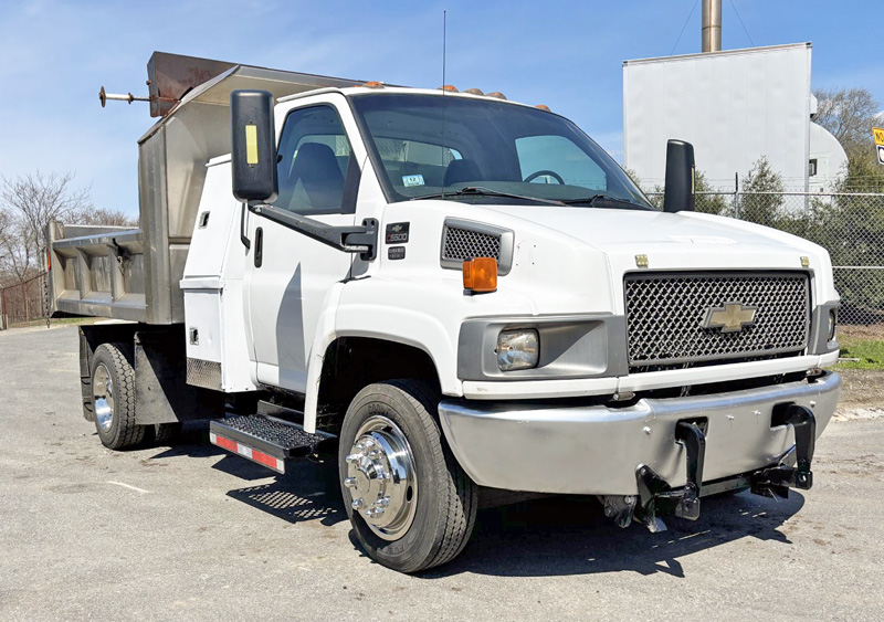 2005 CHEVROLET C5500 6 WHEEL DUMP