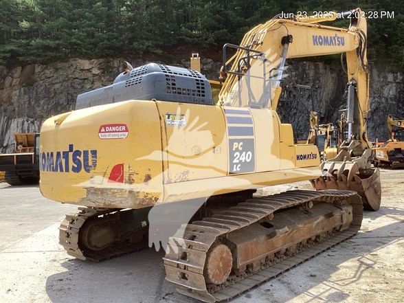 2019-KOMATSU-PC240-LC-11-E5343-4 2019-KOMATSU-PC240-LC-11-E5343-4
