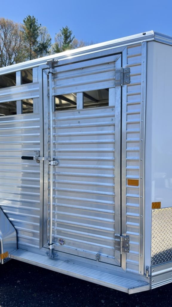 2026-Frontier-Aluminum-Trailers-Livestock-Lite-Bumper-Pull-Series-147-T16174-2 2026-Frontier-Aluminum-Trailers-Livestock-Lite-Bumper-Pull-Series-147-T16174-2