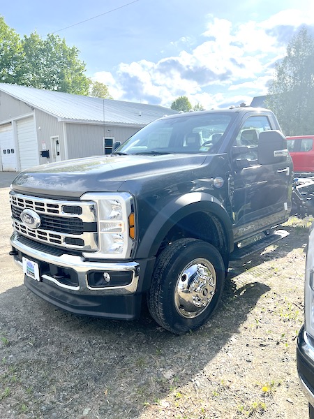 2025 F550 XLT CHASSIS