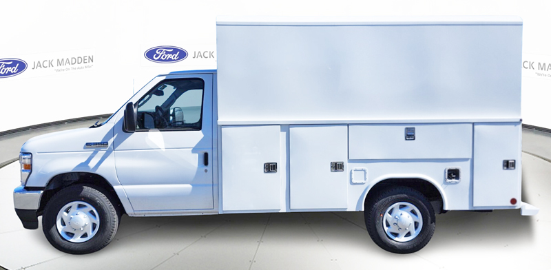 2026 FORD E-350 ENCLOSED UTILITY