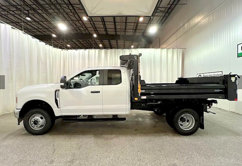 2026 FORD F350 DUMP