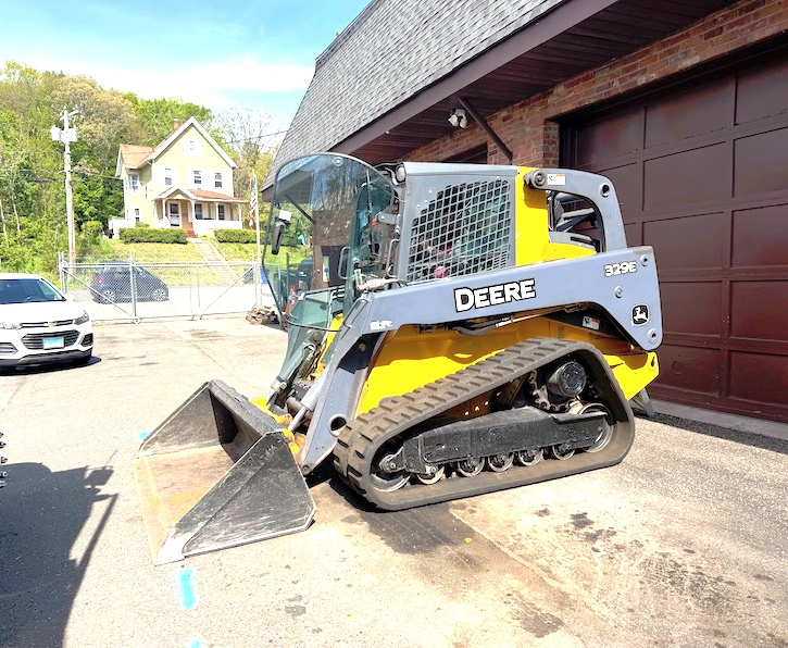 2013 JOHN DEERE 329E