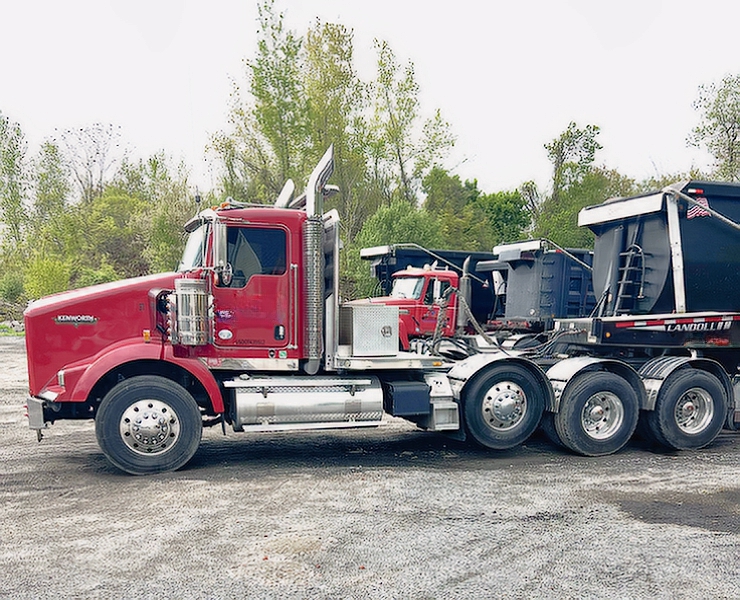 2015 KENWORTH TRI-AXLE