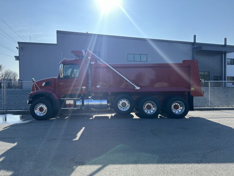 New 2026 Volvo VHD 300 AB
