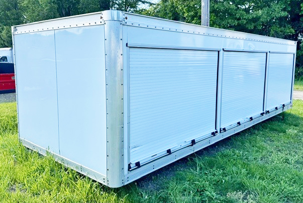 20’ 6-BAY ALUMINUM LOW PROFILE VAN BODY