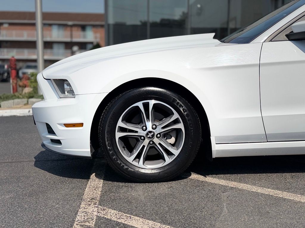 2014-Ford-Mustang-stkFM9739A-3 2014-Ford-Mustang-stkFM9739A-3