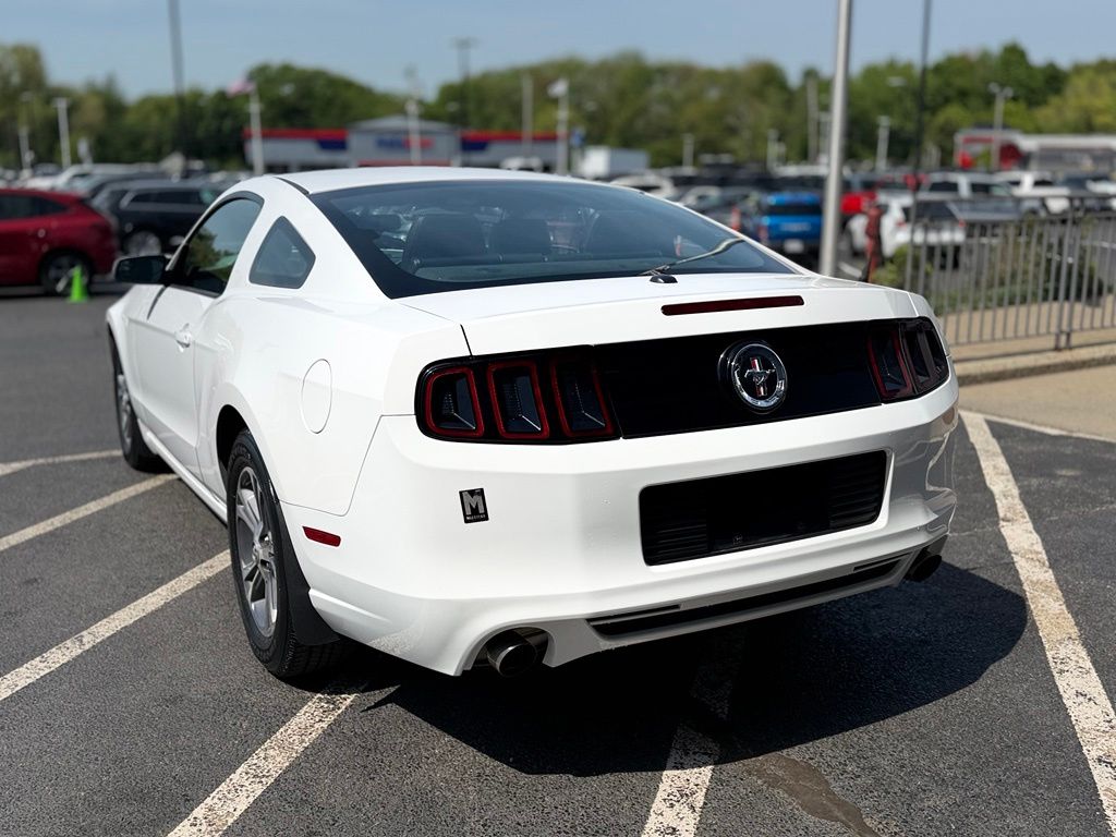 2014-Ford-Mustang-stkFM9739A-4 2014-Ford-Mustang-stkFM9739A-4