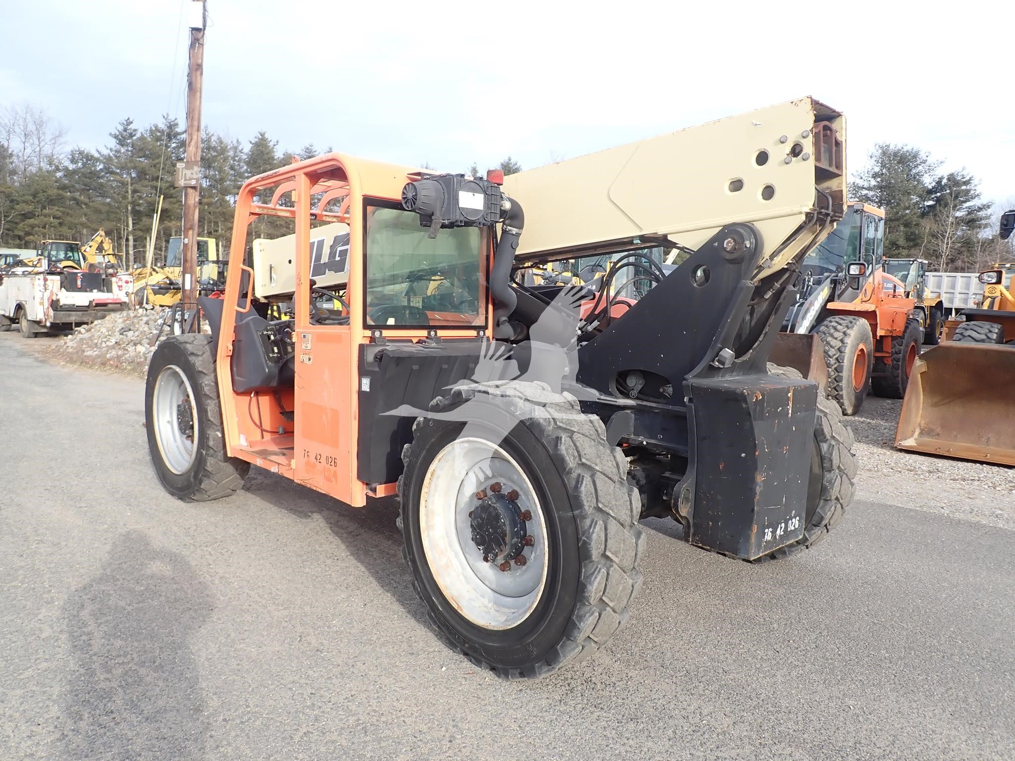2015-JLG-G6-42A-FL328-4 2015-JLG-G6-42A-FL328-4