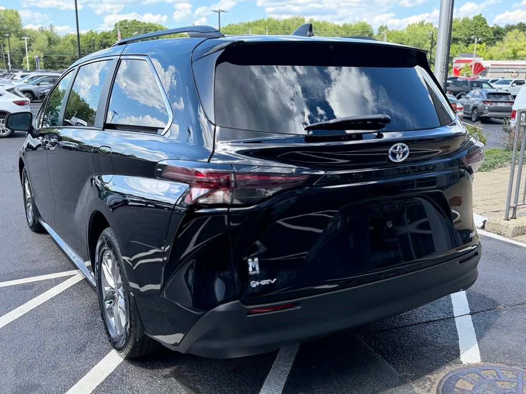 2025-Toyota-Sienna-stkFD3261-4 2025-Toyota-Sienna-stkFD3261-4