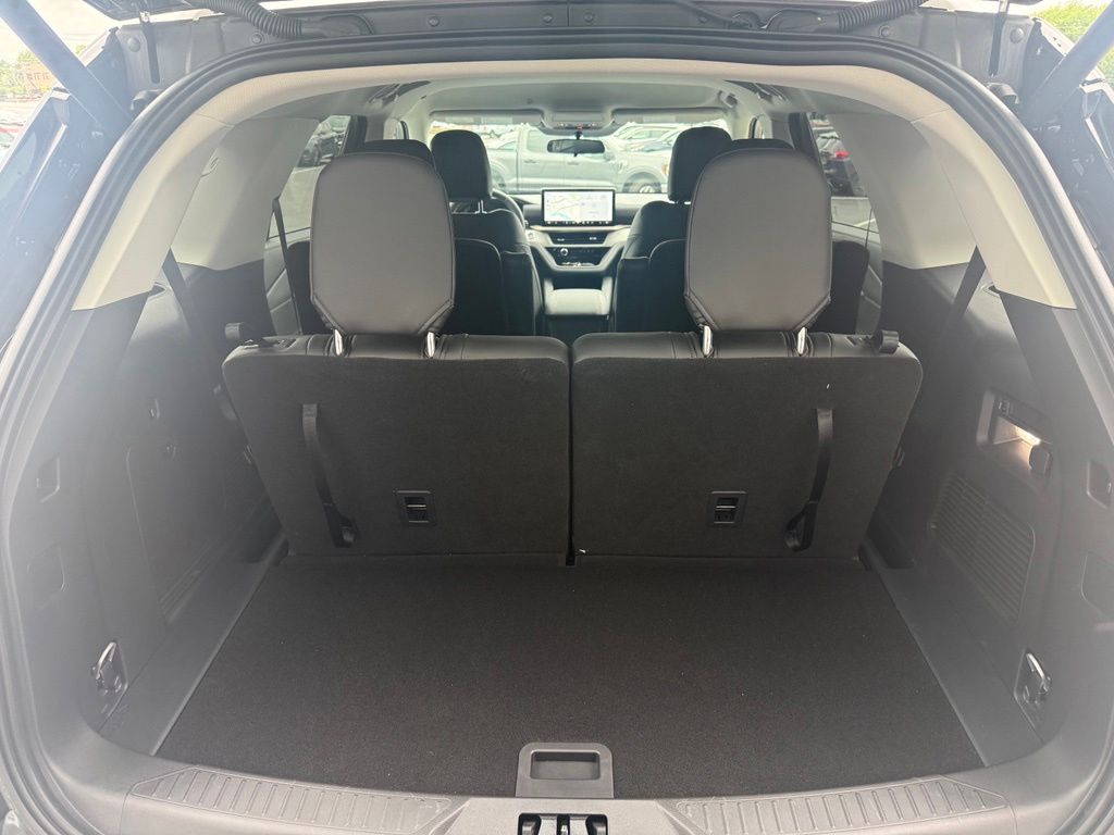 2026-Ford-Explorer-stkFM10740-7 2026-Ford-Explorer-stkFM10740-7