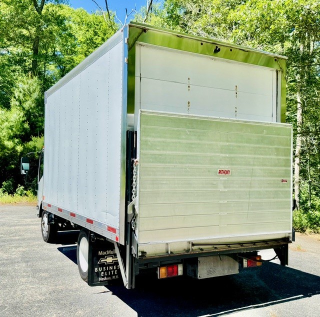 2024 CHEVY 4500 14’ BOX W/POWER GATE 2024 CHEVY 4500 14’ BOX W/POWER GATE