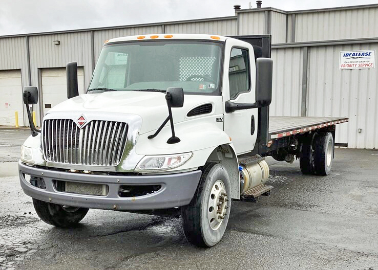 2019 INTERNATIONAL MV 26’ FLATBED