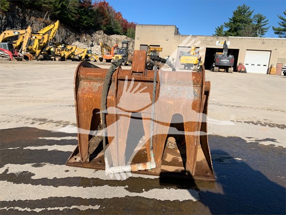BOBCAT-GRAPPLE-BKT-IM3903-1 BOBCAT-GRAPPLE-BKT-IM3903-1