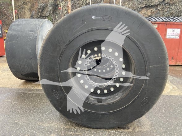 BRAWLER-HPS-29.5-25-SOLID-TIRES-IM4873-1 BRAWLER-HPS-29.5-25-SOLID-TIRES-IM4873-1
