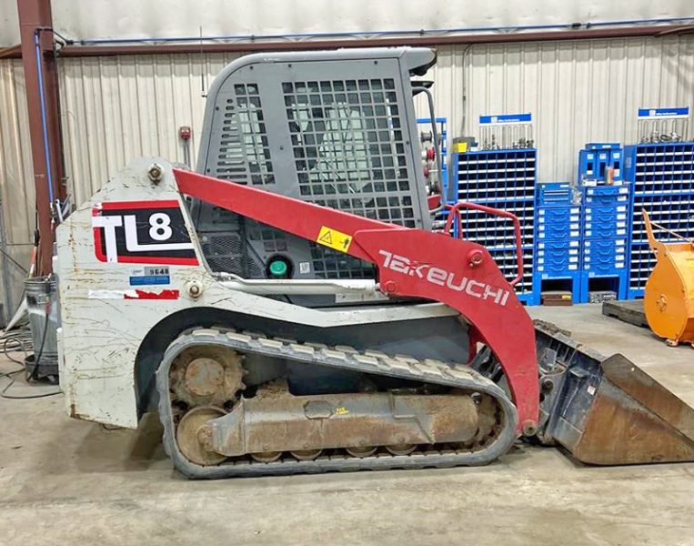 2019 TAKEUCHI TL8 SKIDSTEER