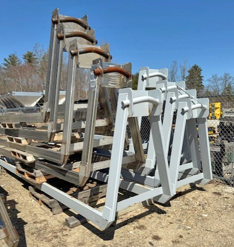 HOOK-LIFT A-FRAMES IN STOCK. STEEL OR STAINLESS STEEL