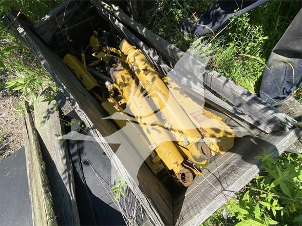 KOMATSU-DOZER-BLADE-U-FRAME-IM4702-3 KOMATSU-DOZER-BLADE-U-FRAME-IM4702-3