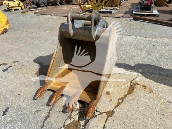 STRICKLAND-36-DIGGING-BUCKET-IM3407-1 STRICKLAND-36-DIGGING-BUCKET-IM3407-1