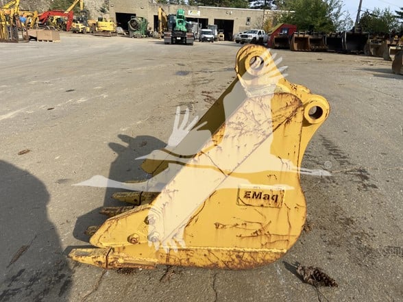 GP TERAN EMAQ 24" DIGGING BUCKET IM4032 GP TERAN EMAQ 24" DIGGING BUCKET IM4032