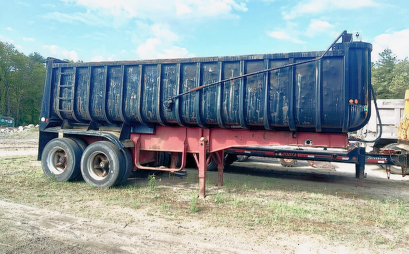 1987 FRUEHAUF DUMP TRAILER