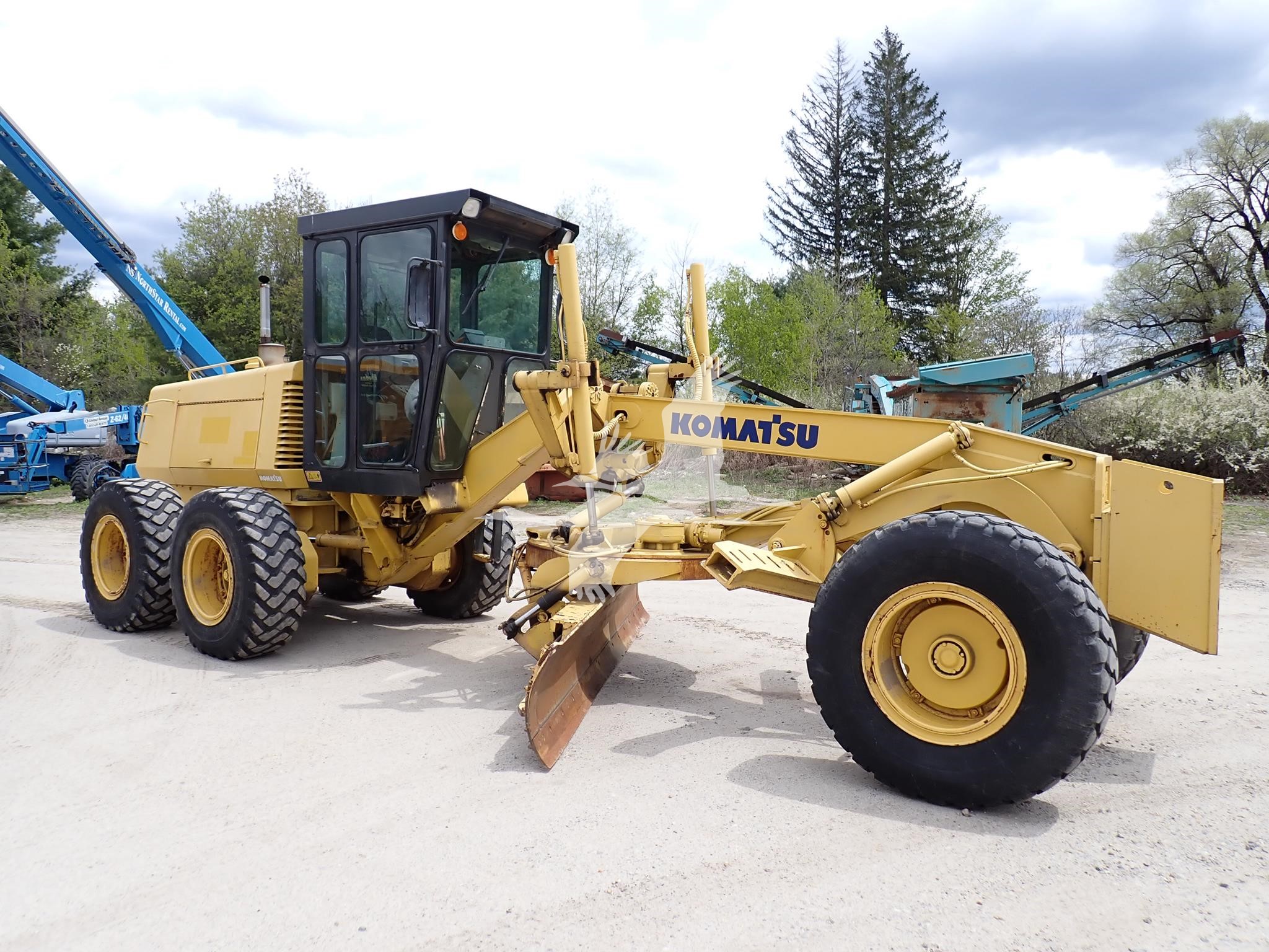 2000-KOMATSU-GD530-GR344-SALE-PENDING-4 2000-KOMATSU-GD530-GR344-SALE-PENDING-4