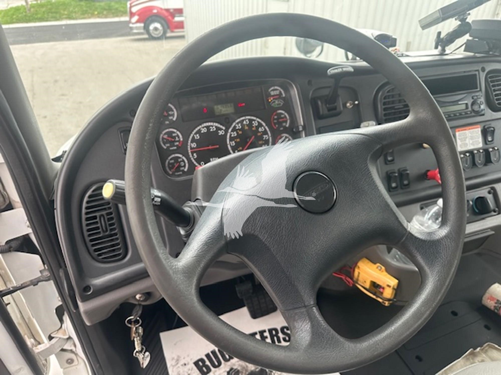 2013-FREIGHTLINER-BUSINESS-CLASS-M2-106-stk338275-5 2013-FREIGHTLINER-BUSINESS-CLASS-M2-106-stk338275-5