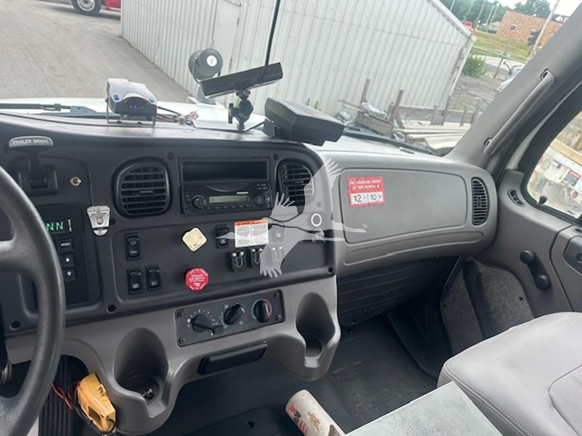 2013-FREIGHTLINER-BUSINESS-CLASS-M2-106-stk338275-7 2013-FREIGHTLINER-BUSINESS-CLASS-M2-106-stk338275-7