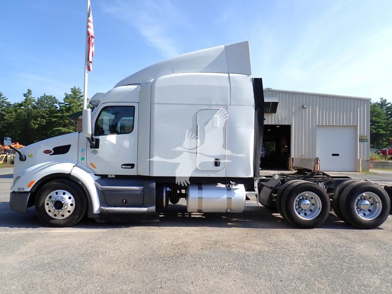 2016 PETERBILT 579 TK074