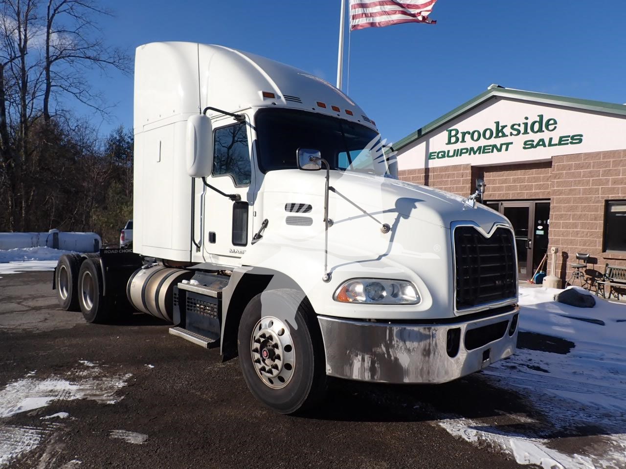 2018 MACK PINNACLE CXU613 TK773 2018 MACK PINNACLE CXU613 TK773