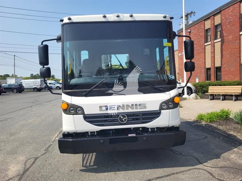 2023 DENNIS EAGLE PROVIEW 310999