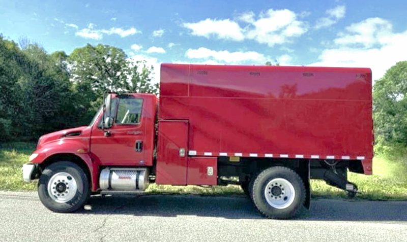 2012 INTERNATIONAL CHIP TRUCK