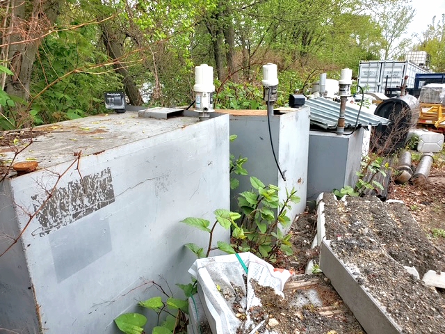 OIL TANK