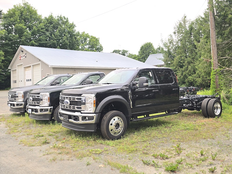 2025/2026 F350, F450, & F550 CHASSIS.