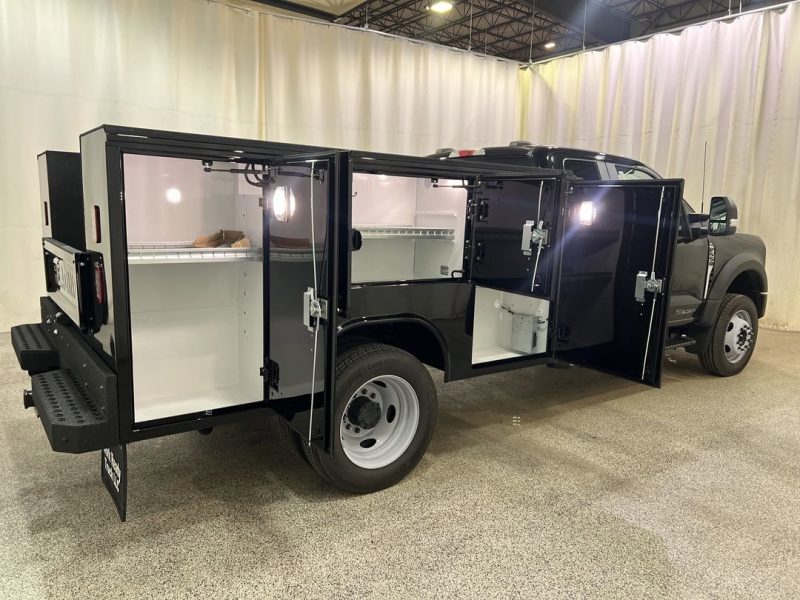2025 FORD F550 SERVICE