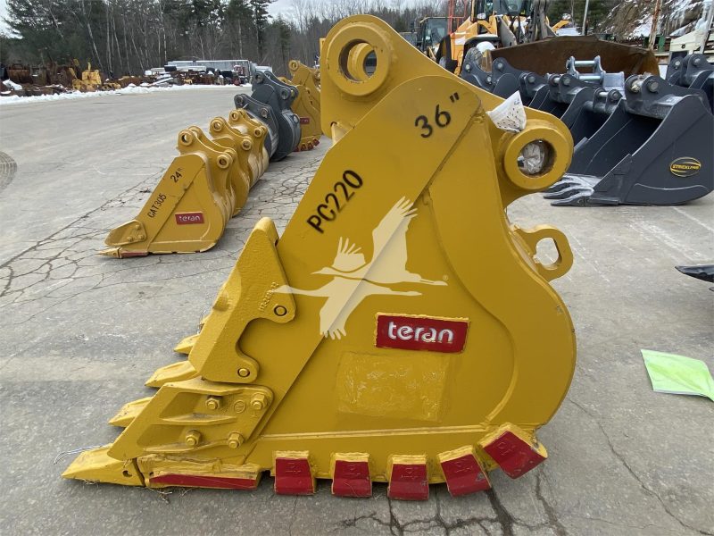Severe Duty TERAN 36″ DIGGING BKT IM4374