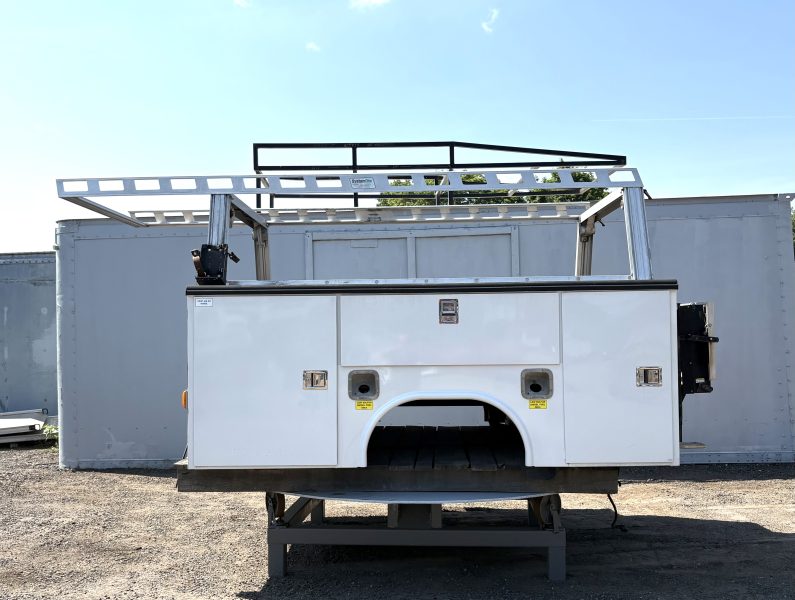 9’ ALUMINUM READING UTILITY BODY