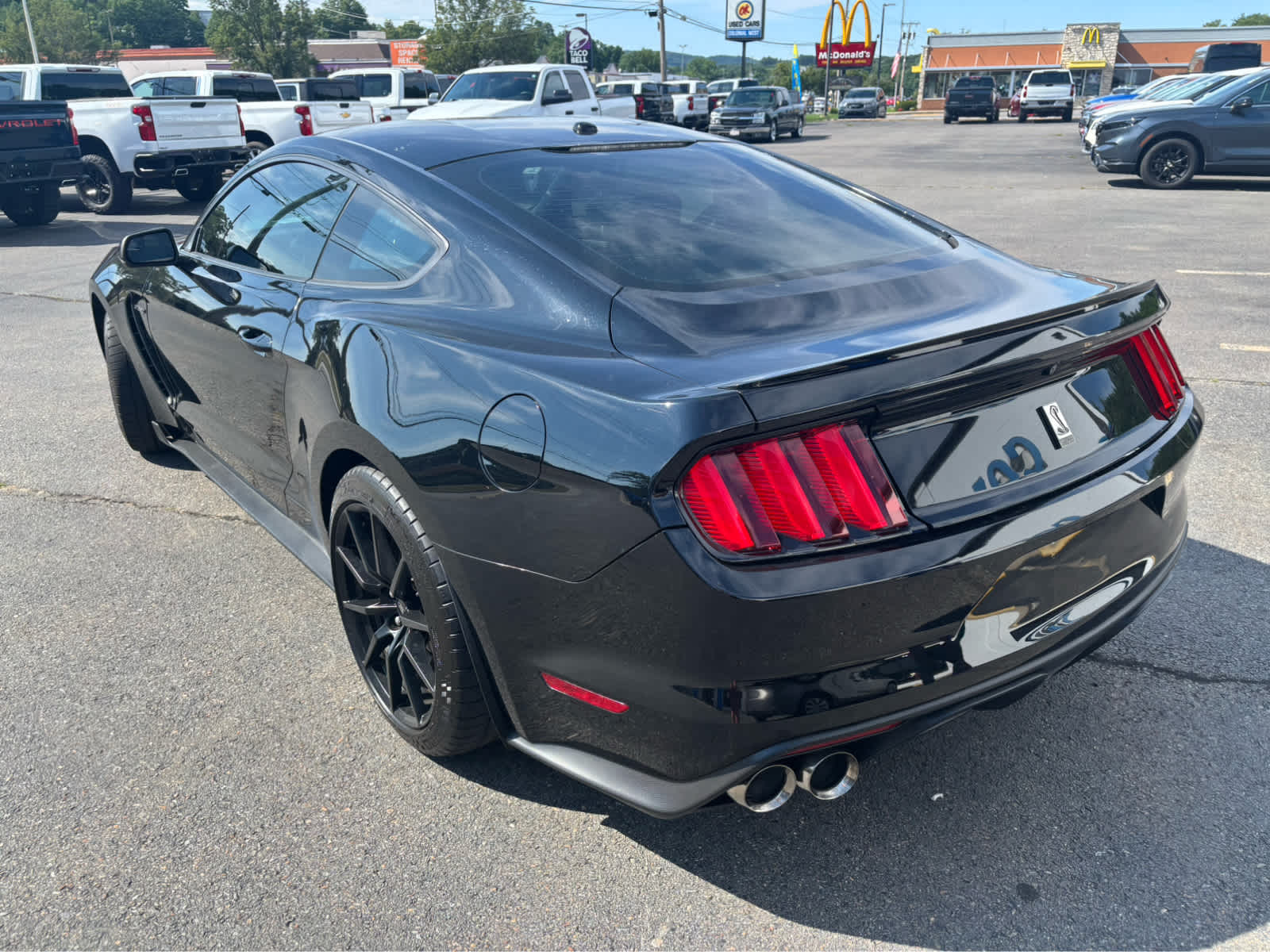 2016-Ford-Mustang-stk5863AA-5 2016-Ford-Mustang-stk5863AA-5