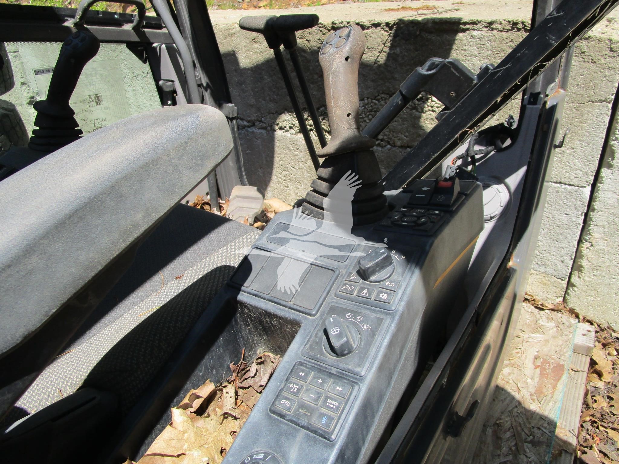 2017-VOLVO-EC140-ID53-3 2017-VOLVO-EC140-ID53-3