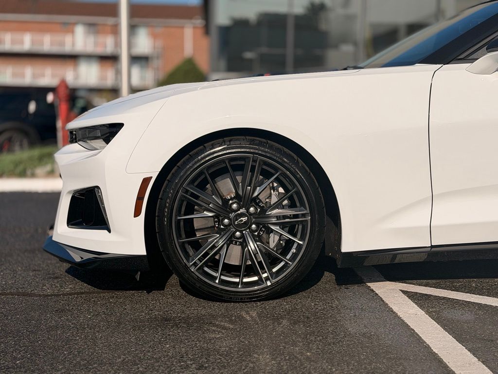 2021-Chevrolet-Camaro-stkFM10925B-3 2021-Chevrolet-Camaro-stkFM10925B-3