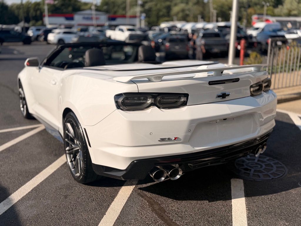 2021-Chevrolet-Camaro-stkFM10925B-4 2021-Chevrolet-Camaro-stkFM10925B-4