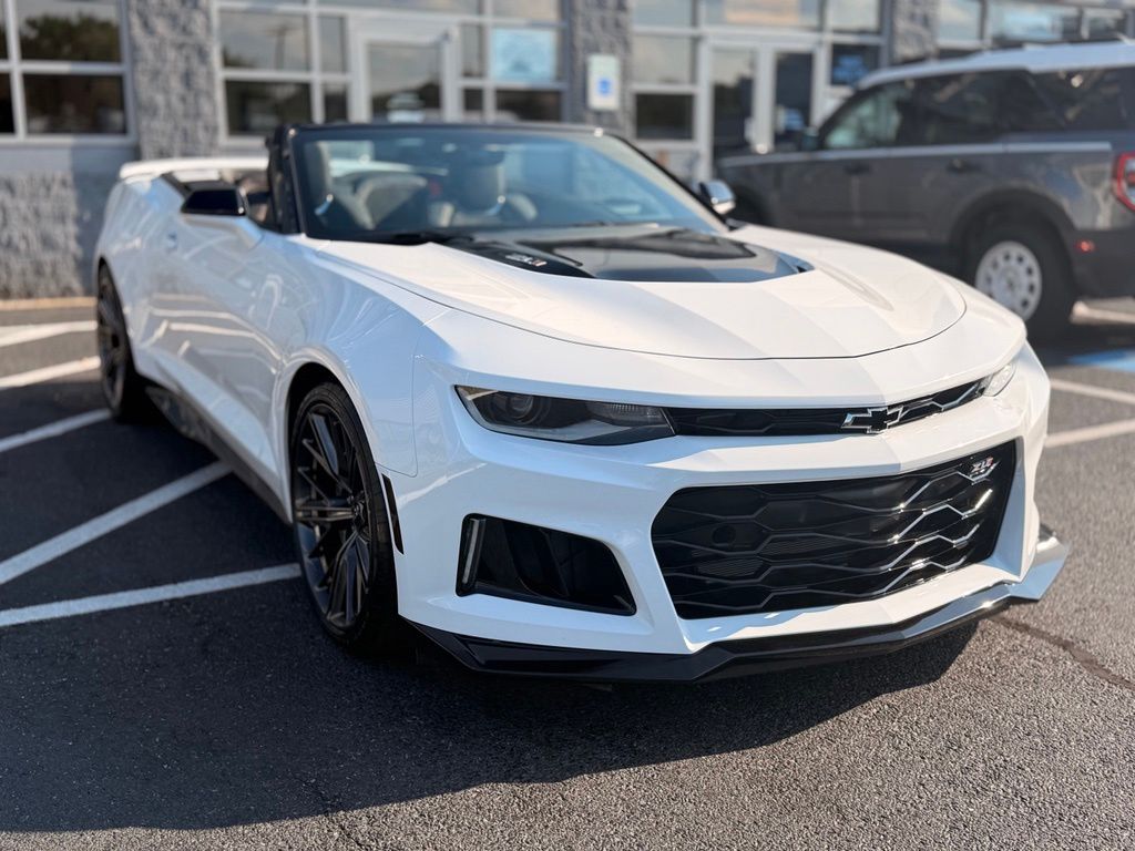 2021-Chevrolet-Camaro-stkFM10925B-8 2021-Chevrolet-Camaro-stkFM10925B-8