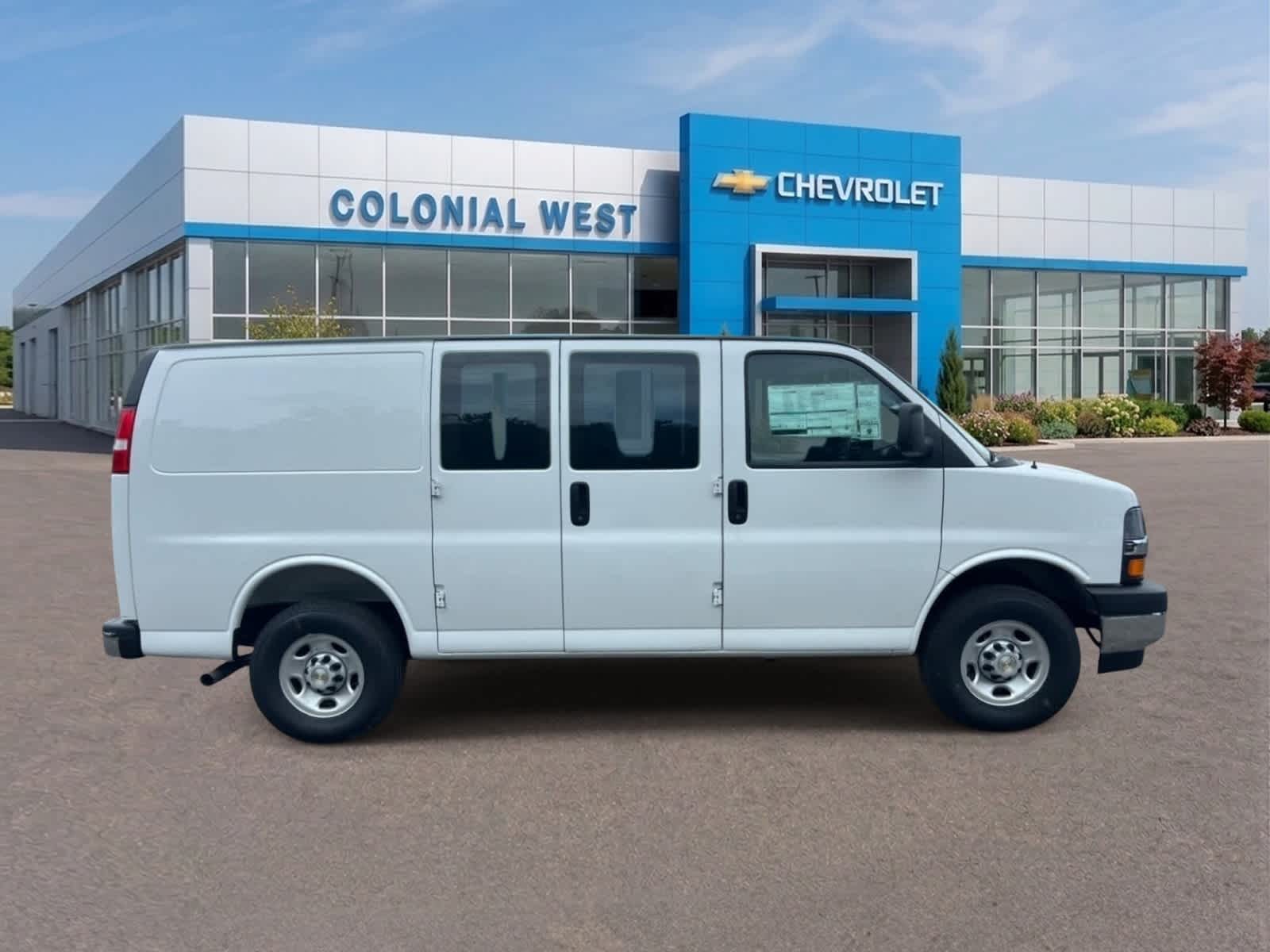 2025-Chevrolet-Express-Cargo-Van-stkW25560-5 2025-Chevrolet-Express-Cargo-Van-stkW25560-5